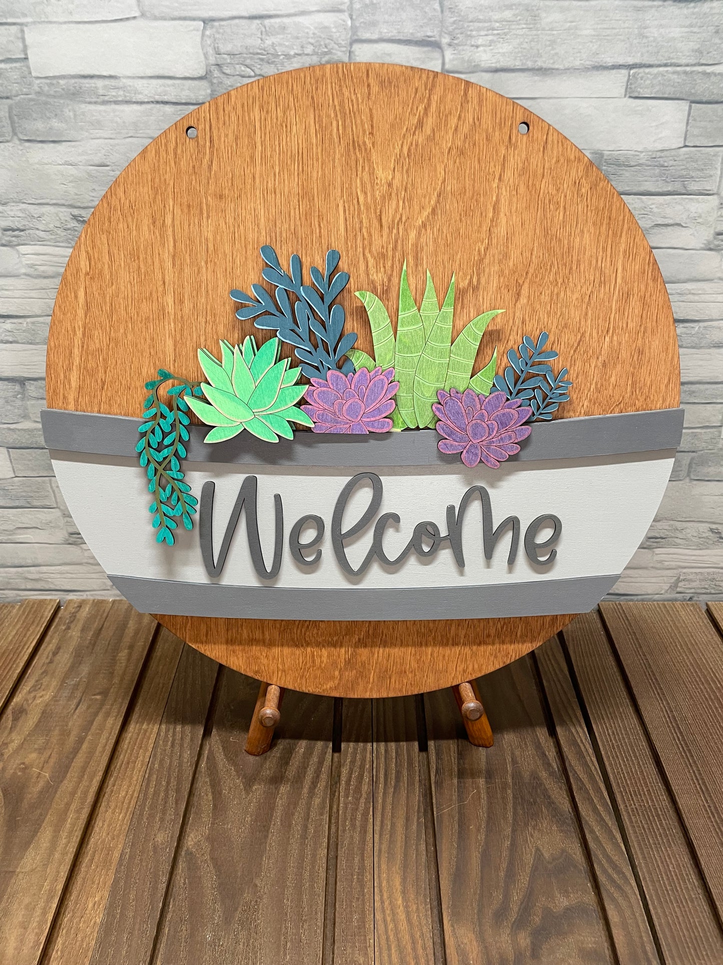 Round Interchangeable Flower Basket Welcome Sign