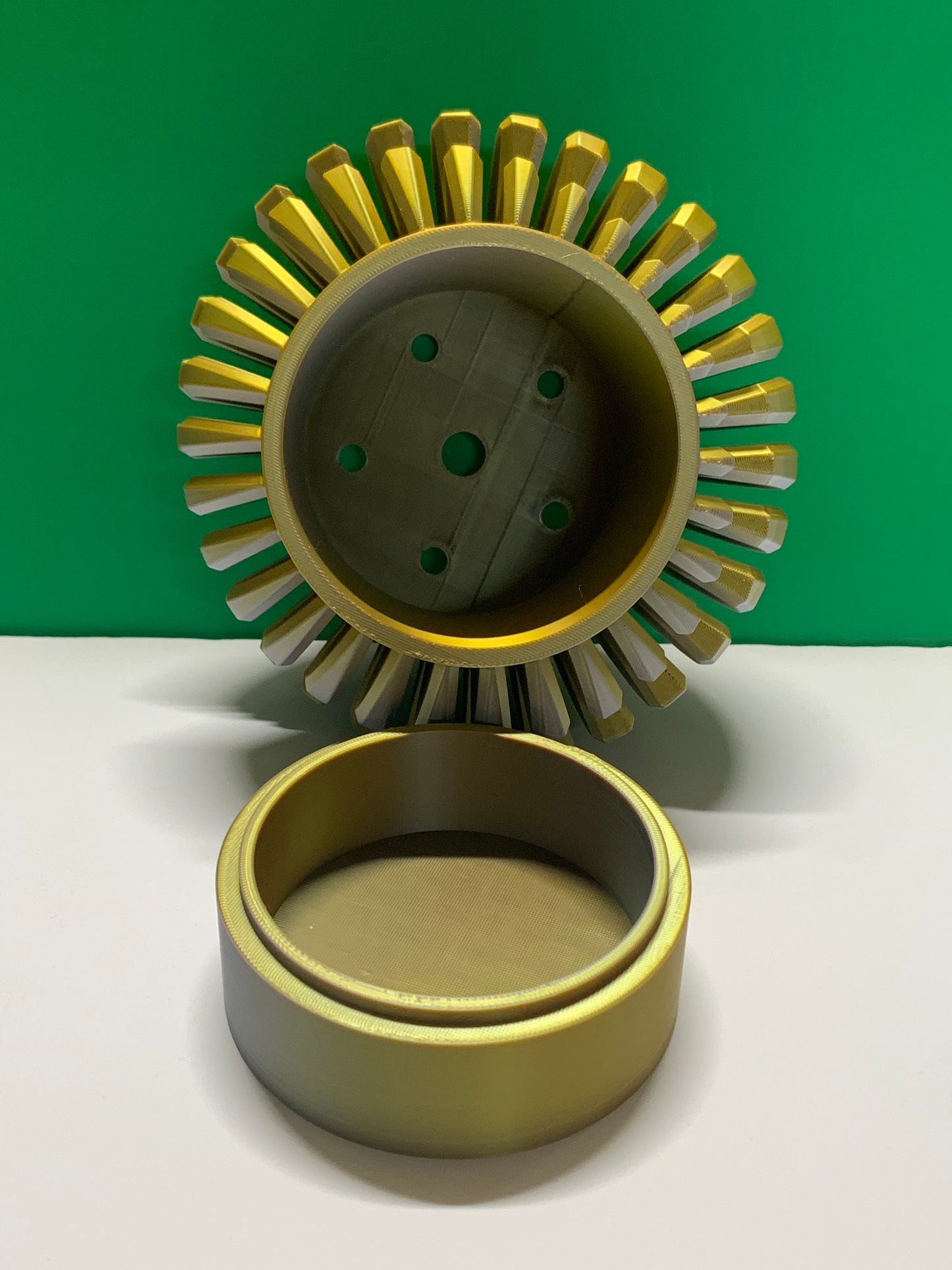 Luxirav 2 Planter Pot