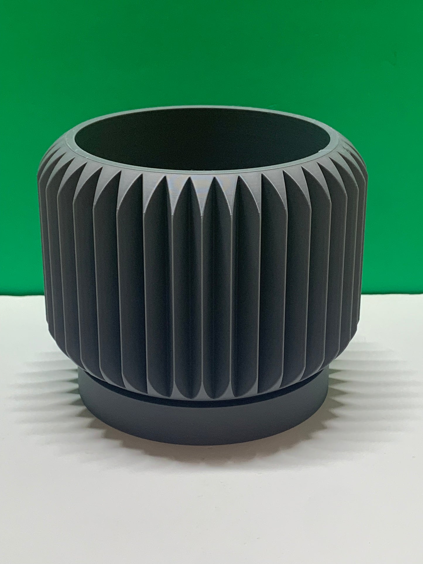 Nila Planter Pot
