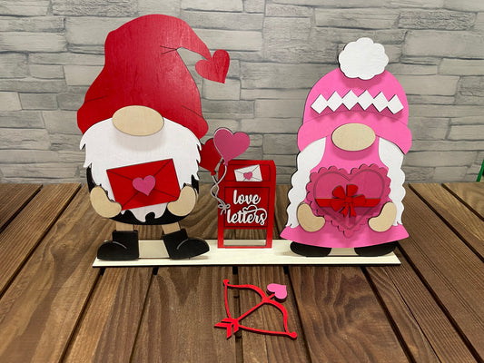 Interchangeable Gnomes with Valentines Add On