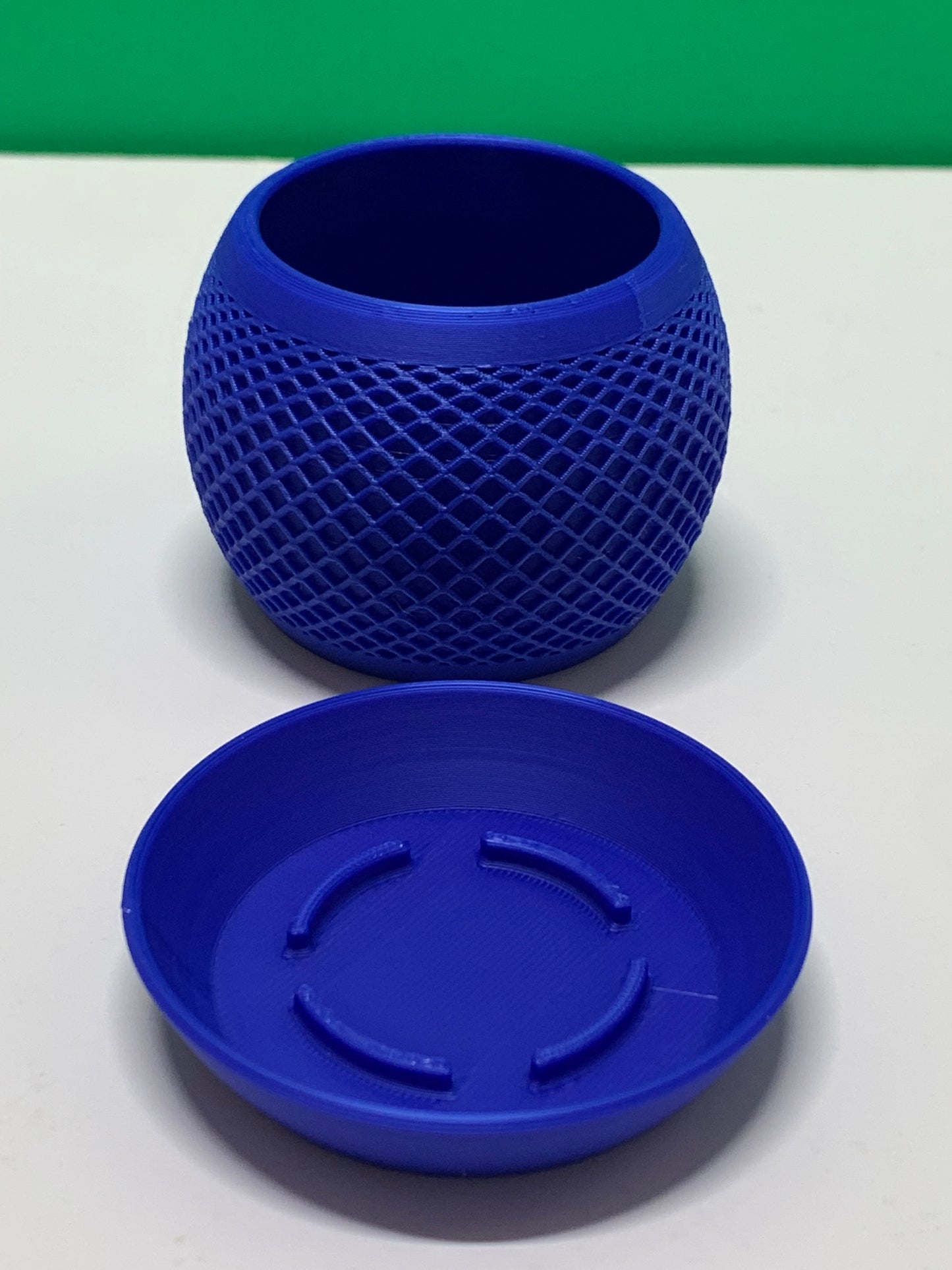Small Mesh Planter Pot